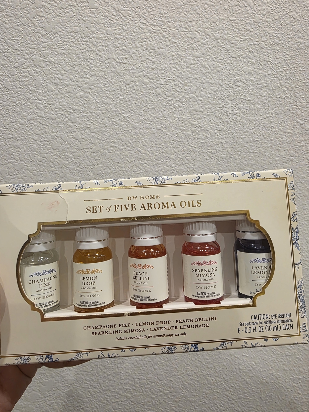 DW Home Aromatherapy Oil Set — Lemon Drop, Lavender Lemonade, Champagne, Peach